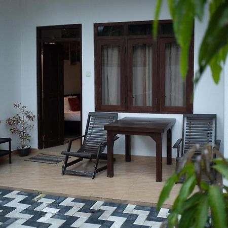 Отель Weligama Watergate Экстерьер фото